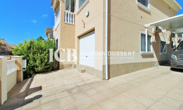 Revente - Maison individuelle -
Orihuela Costa - Villamartín