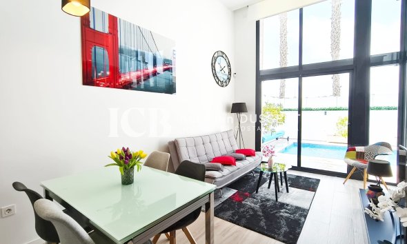 Revente - Villa -
Orihuela Costa - Lomas de Cabo Roig