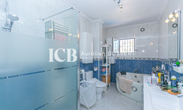 Revente - Maison individuelle -
Orihuela Costa - Campoamor Golf