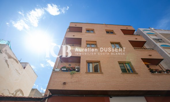 Resale - Apartment / flat -
Torrevieja