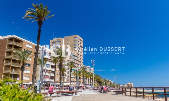 Resale - Apartment / flat -
Torrevieja