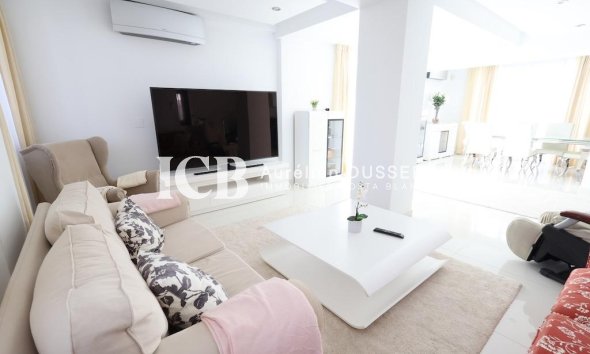 Revente - Maison individuelle -
Orihuela Costa - Cabo Roig