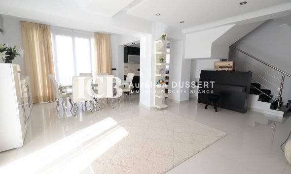 Revente - Maison individuelle -
Orihuela Costa - Cabo Roig