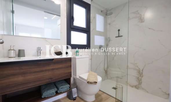 Revente - Appartement -
Orihuela Costa - Villamartín