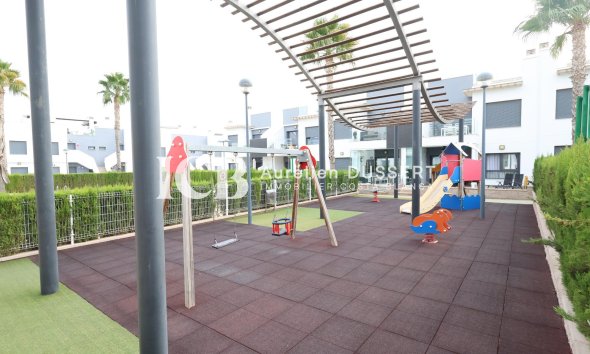 Revente - Appartement -
Pilar de la Horadada - Zona Pueblo