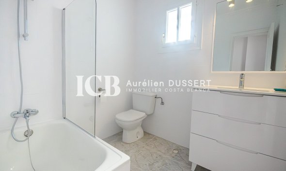 Revente - Maison mitoyenne -
San Miguel de Salinas - Centro