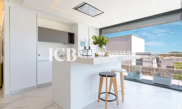 Revente - Villa -
San Miguel de Salinas - Urbanizaciones