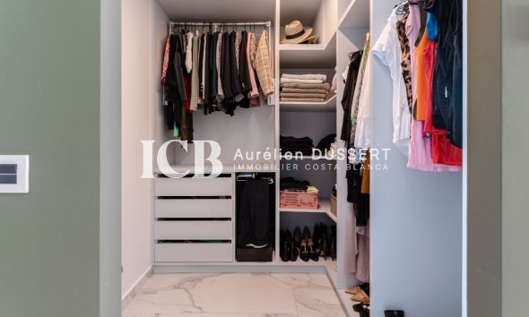 Revente - Villa -
San Miguel de Salinas - Urbanizaciones