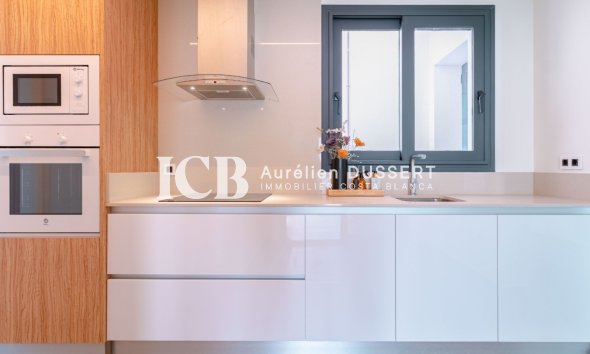 Revente - Villa -
San Miguel de Salinas - Urbanizaciones