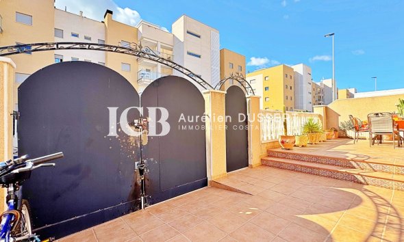 Revente - Maison mitoyenne -
Orihuela Costa - Villamartín