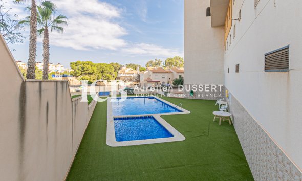 Revente - Appartement -
Orihuela Costa - La Zenia