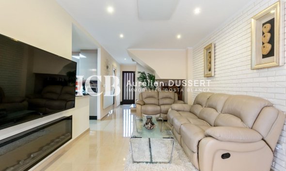 Revente - Maison mitoyenne -
Torrevieja - Aguas Nuevas