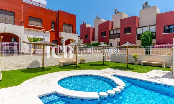 Revente - Maison mitoyenne -
Torrevieja - Aguas Nuevas