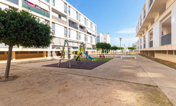 Revente - Appartement -
Orihuela Costa - Los Dolses