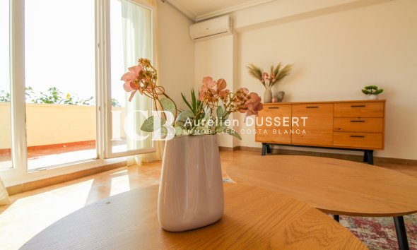 Revente - Appartement -
Punta Prima - Torrevieja