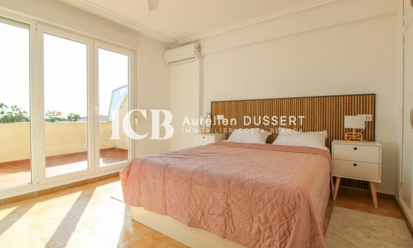 Revente - Appartement -
Punta Prima - Torrevieja