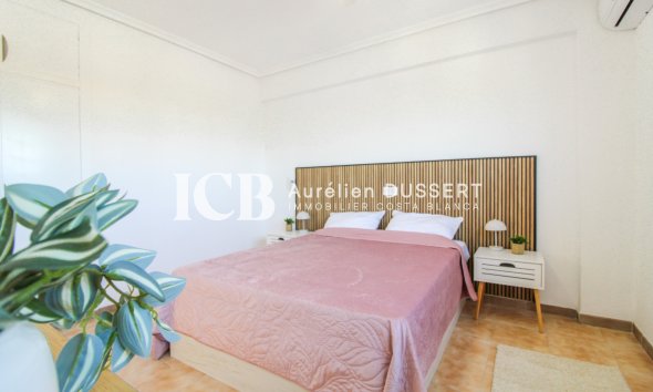 Revente - Appartement -
Punta Prima - Torrevieja