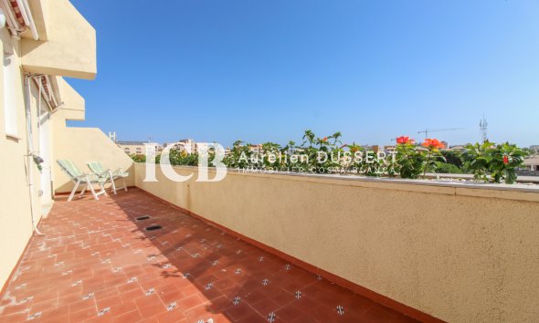 Revente - Appartement -
Punta Prima - Torrevieja
