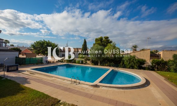 Revente - Appartement -
Punta Prima - Torrevieja