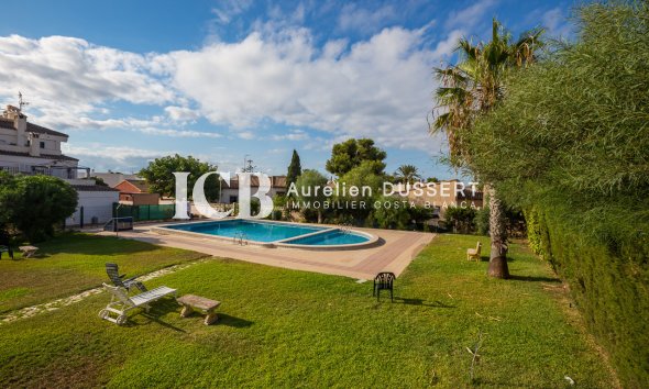 Revente - Appartement -
Punta Prima - Torrevieja