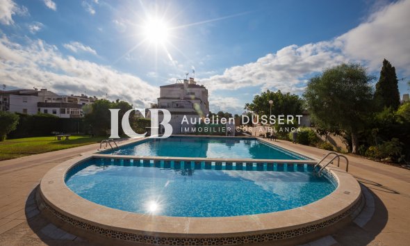 Revente - Appartement -
Punta Prima - Torrevieja