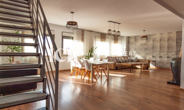 Revente - Appartement -
Torrevieja - Centro