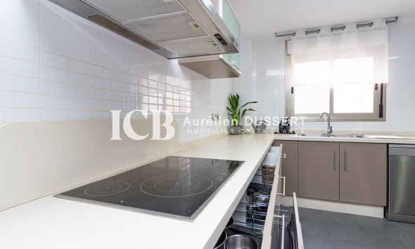 Revente - Appartement -
Torrevieja - Centro