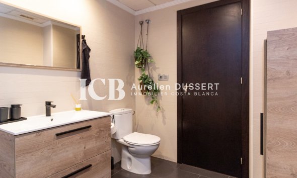 Revente - Appartement -
Torrevieja - Centro