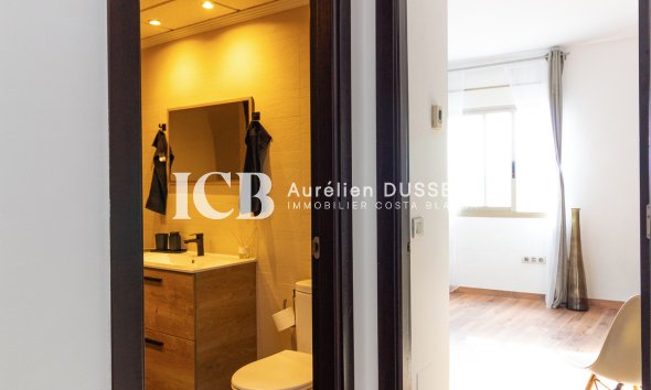 Revente - Appartement -
Torrevieja - Centro