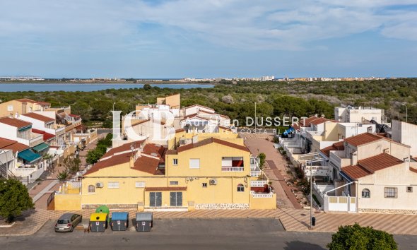 Revente - Maison mitoyenne -
Torrevieja - La siesta