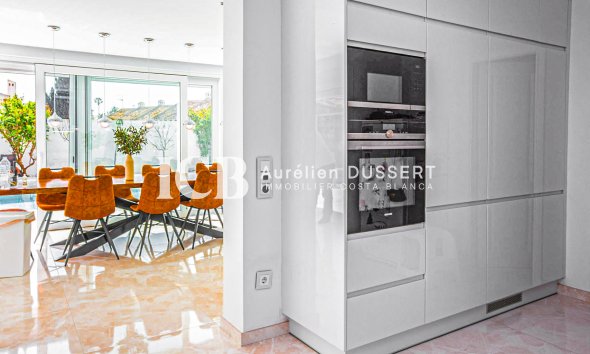 Revente - Villa -
Orihuela Costa - La Zenia