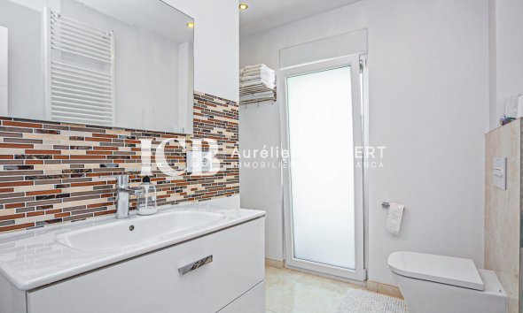 Revente - Villa -
Orihuela Costa - La Zenia