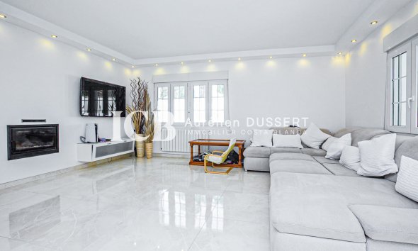 Revente - Villa -
Orihuela Costa - La Zenia