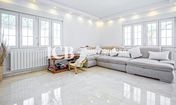 Revente - Villa -
Orihuela Costa - La Zenia