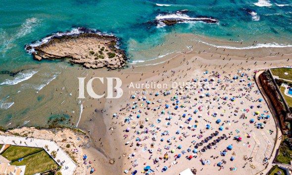 Revente - Villa -
Orihuela Costa - La Zenia