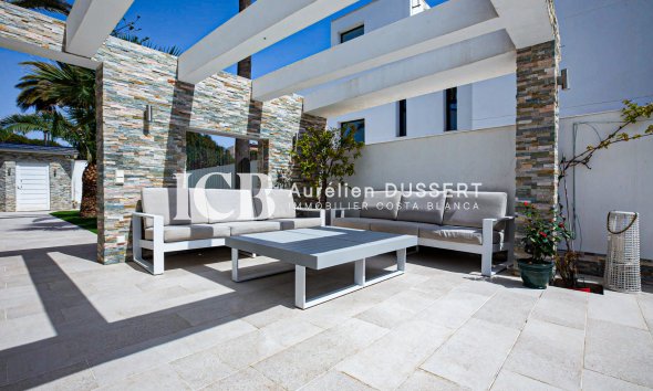 Revente - Villa -
Orihuela Costa - La Zenia