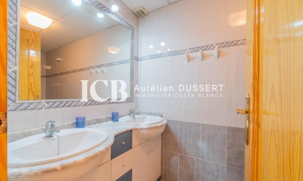 Revente - Maison mitoyenne -
Orihuela Costa - Playa Flamenca