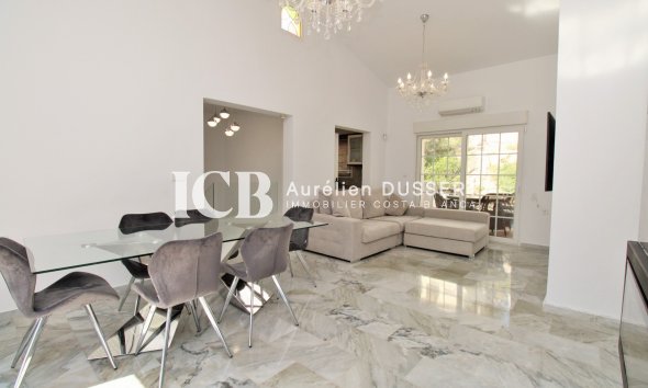 Revente - Maison individuelle -
Orihuela Costa - Las Ramblas Golf