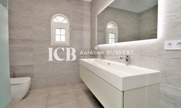 Revente - Maison individuelle -
Orihuela Costa - Las Ramblas Golf