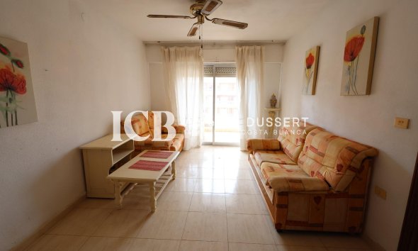 Revente - Appartement -
Punta Prima - Torrevieja