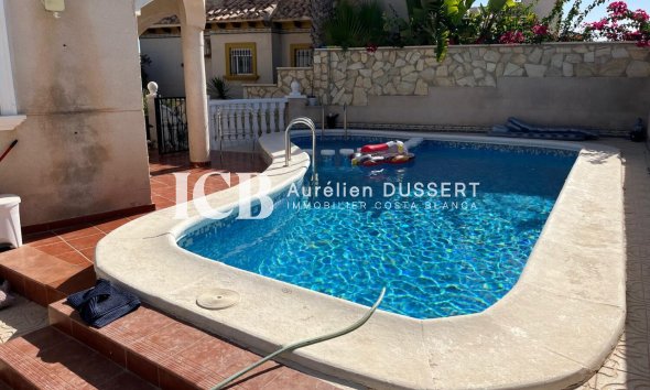 Revente - Maison individuelle -
Orihuela Costa - Playa Flamenca