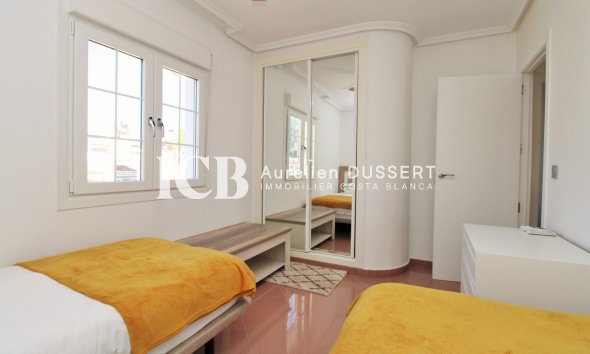 Revente - Maison mitoyenne -
Orihuela Costa - Los Dolses