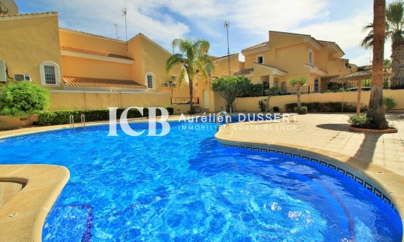 Revente - Maison mitoyenne -
Orihuela Costa - Los Dolses