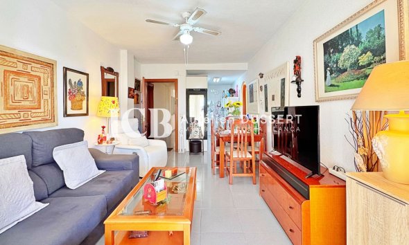 Revente - Appartement -
Punta Prima - Torrevieja