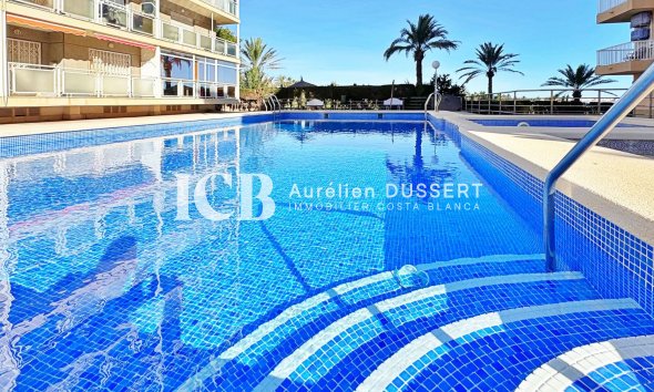 Revente - Appartement -
Punta Prima - Torrevieja