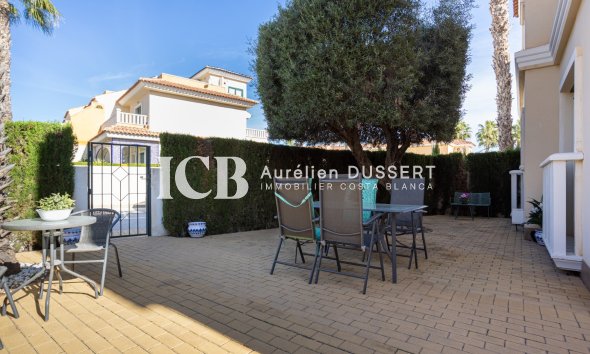 Revente - Appartement -
Ciudad Quesada - Doña pepa