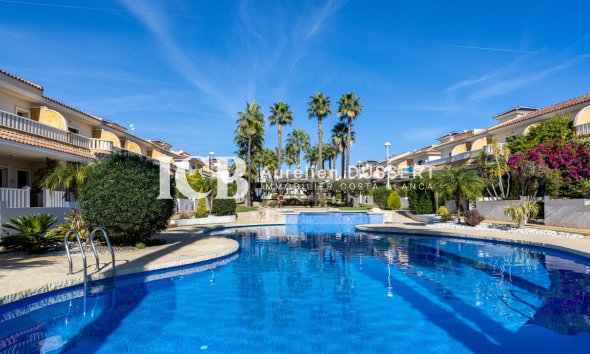 Revente - Appartement -
Ciudad Quesada - Doña pepa