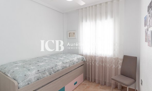 Revente - Maison mitoyenne -
Orihuela Costa - La Zenia