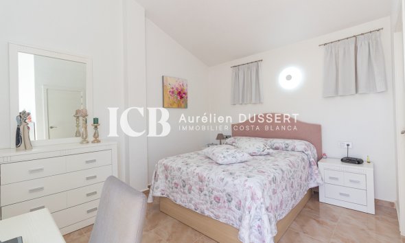 Revente - Maison mitoyenne -
Orihuela Costa - La Zenia