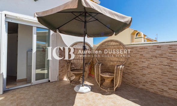 Revente - Maison mitoyenne -
Orihuela Costa - La Zenia